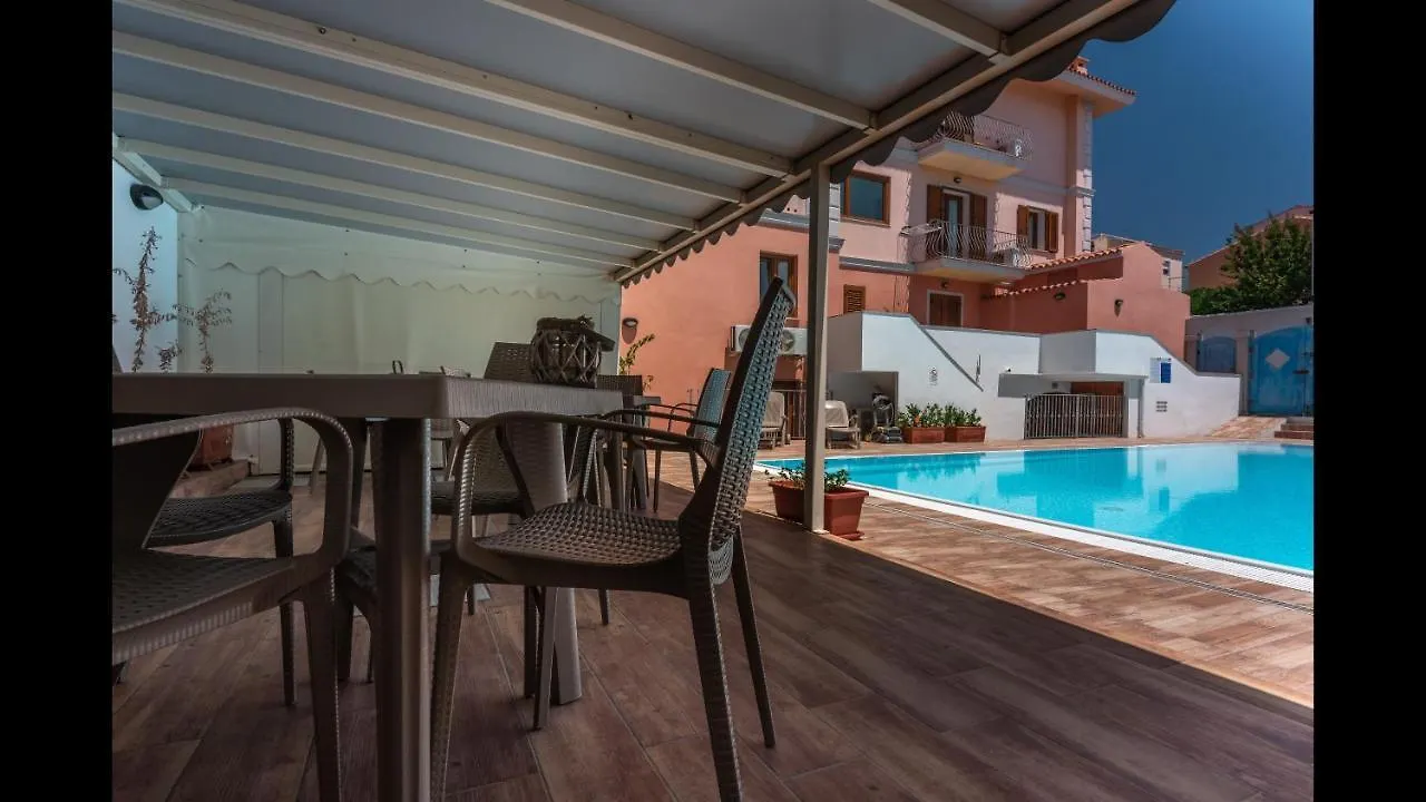 Appartement Relaxing Cristal Blu Studio Sleeps 4 Num1494 Santa Teresa Gallura