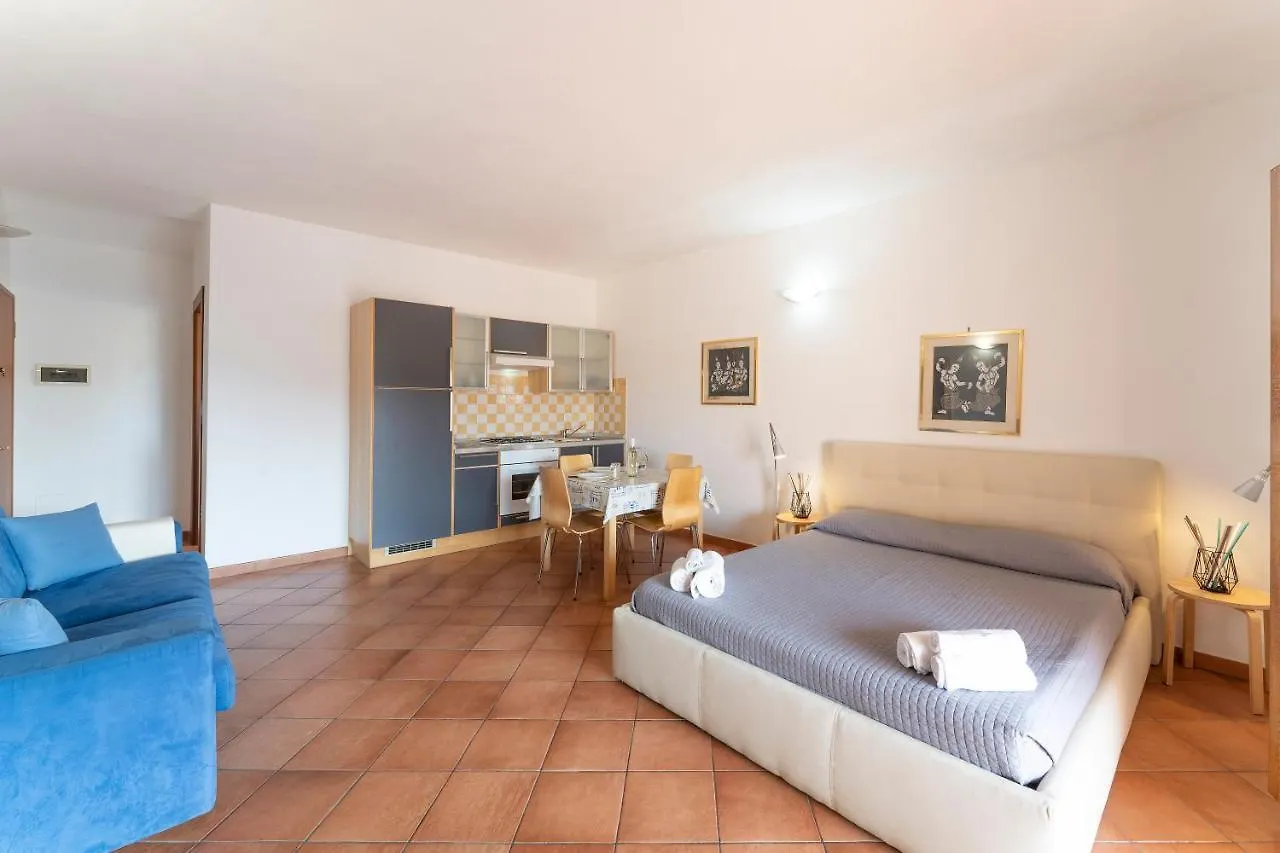 Relaxing Cristal Blu Studio Sleeps 4 Num1494 Santa Teresa Gallura