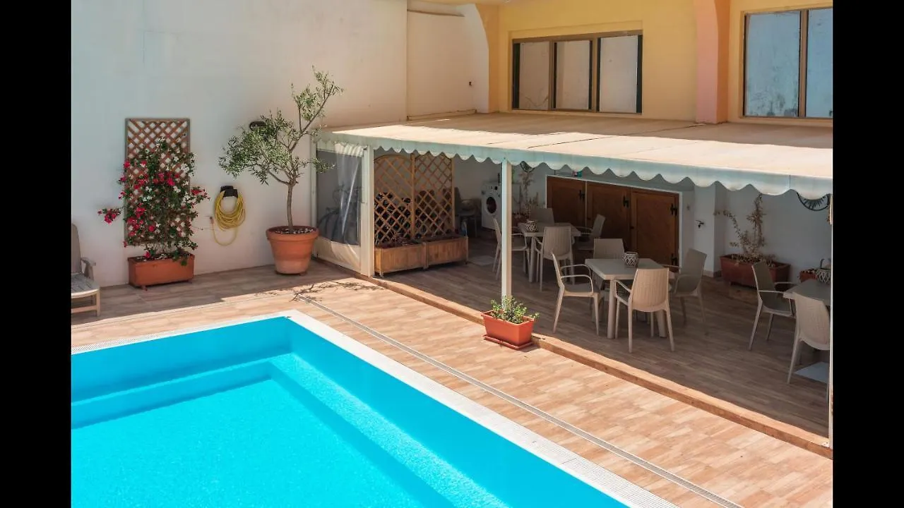 Relaxing Cristal Blu Studio Sleeps 4 Num1494 Santa Teresa Gallura